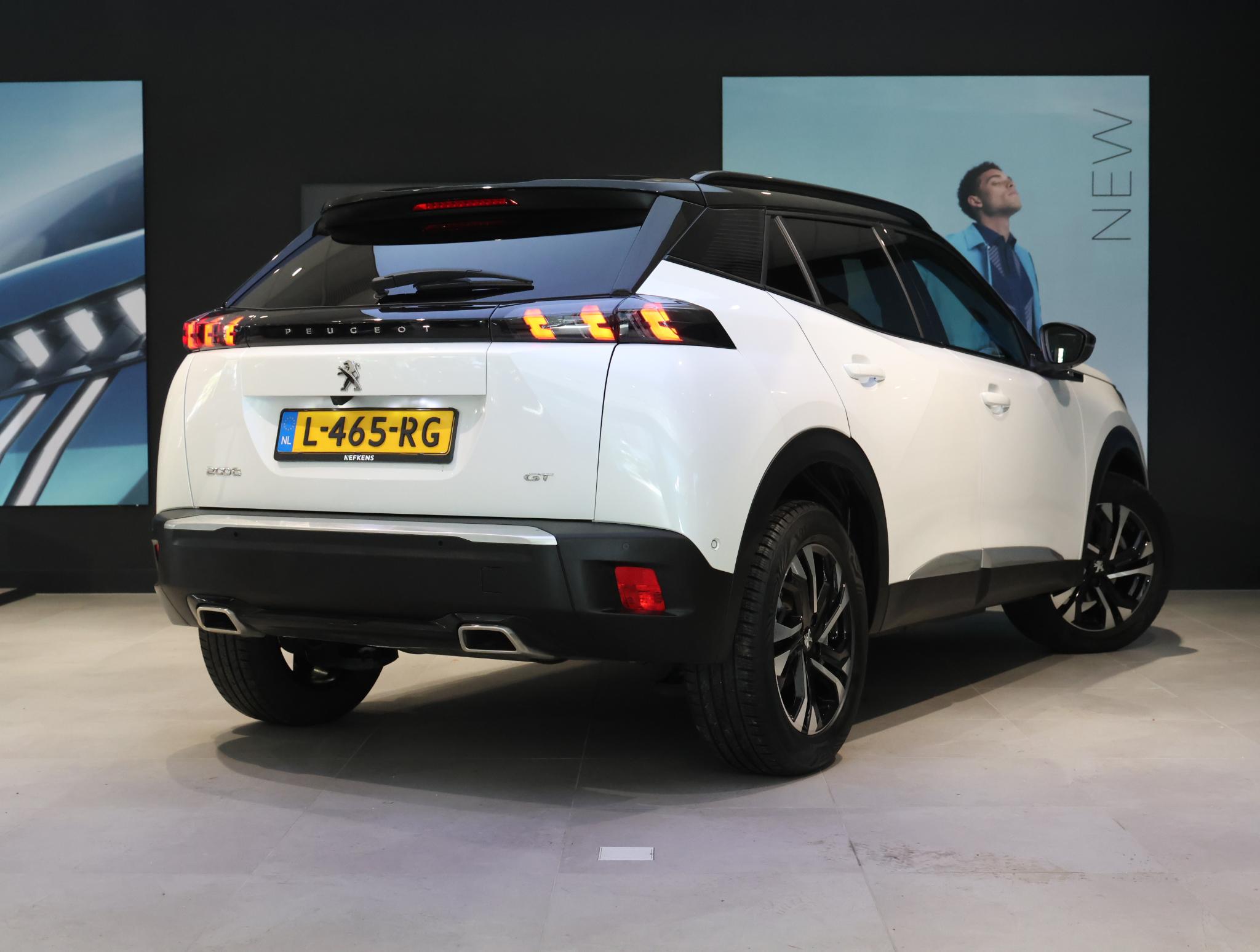 Peugeot 2008 SUV GT 130 pk Automaat - Afbeelding 3