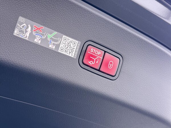 Elektrisch openen en sluiten achterklep Elektrisch openen en sluiten achterklep