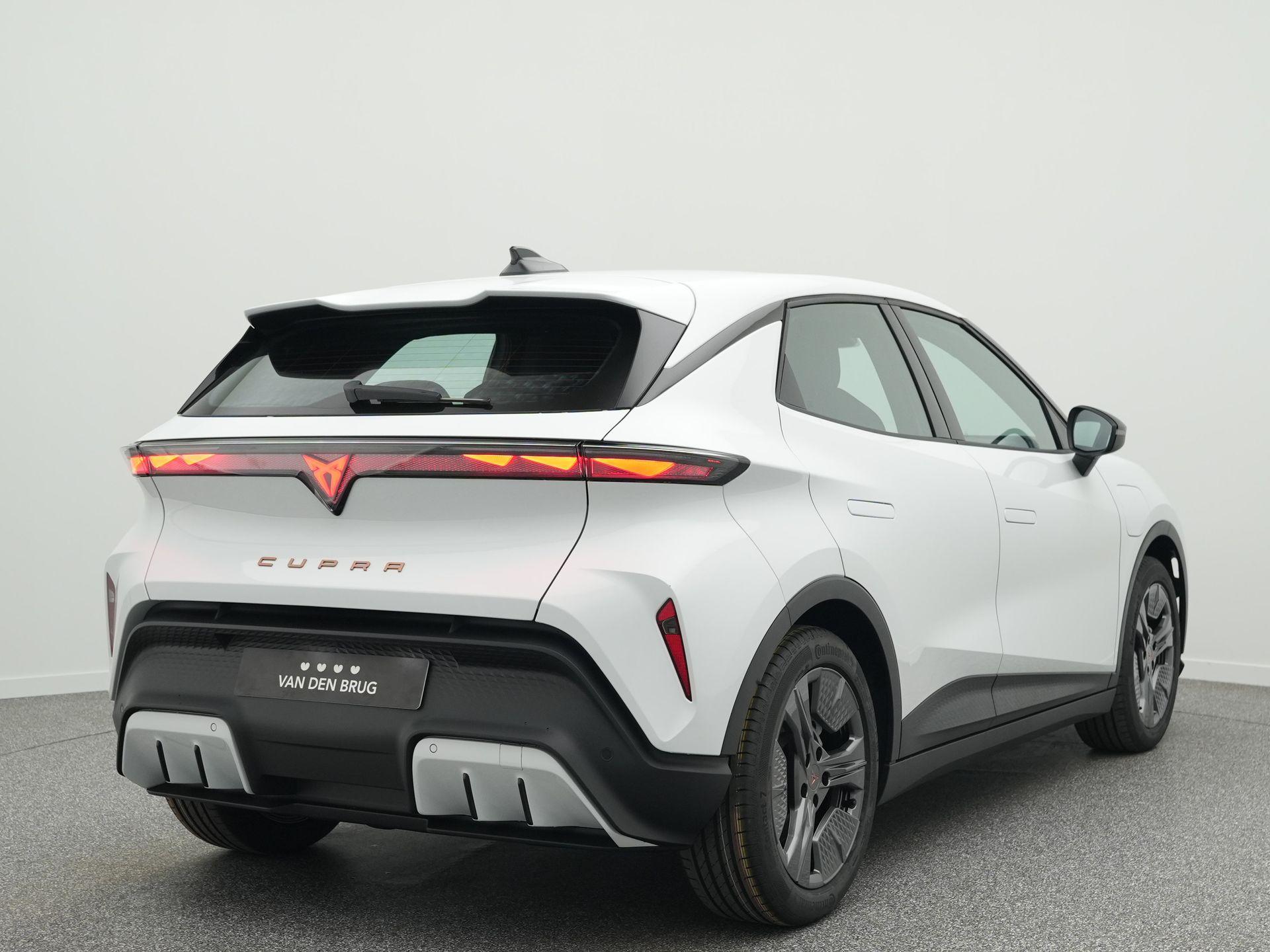 CUPRA Raval Essential 39 kWh 135 PK