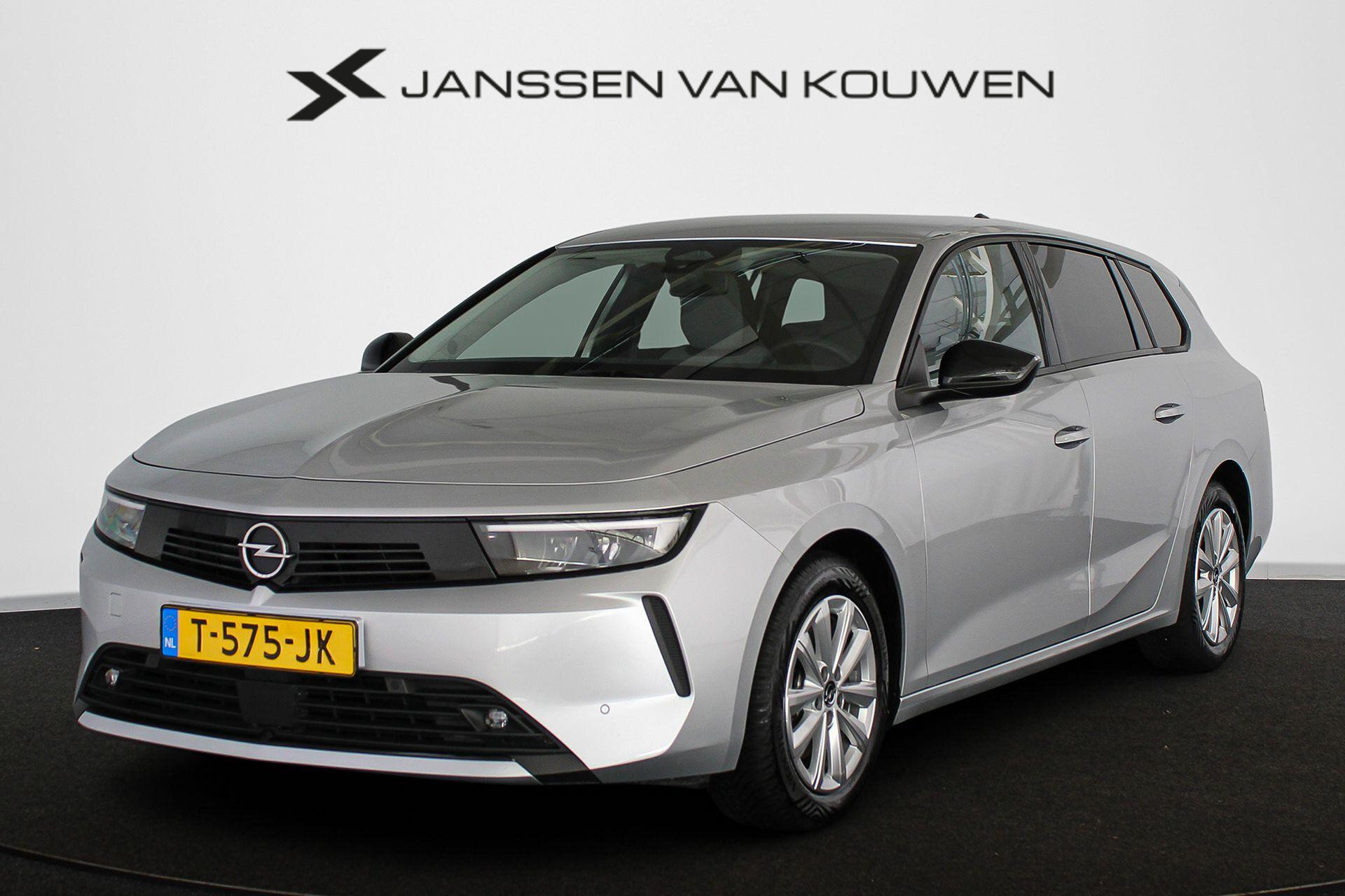 Opel Astra Sports Tourer 1.2 Business Edition