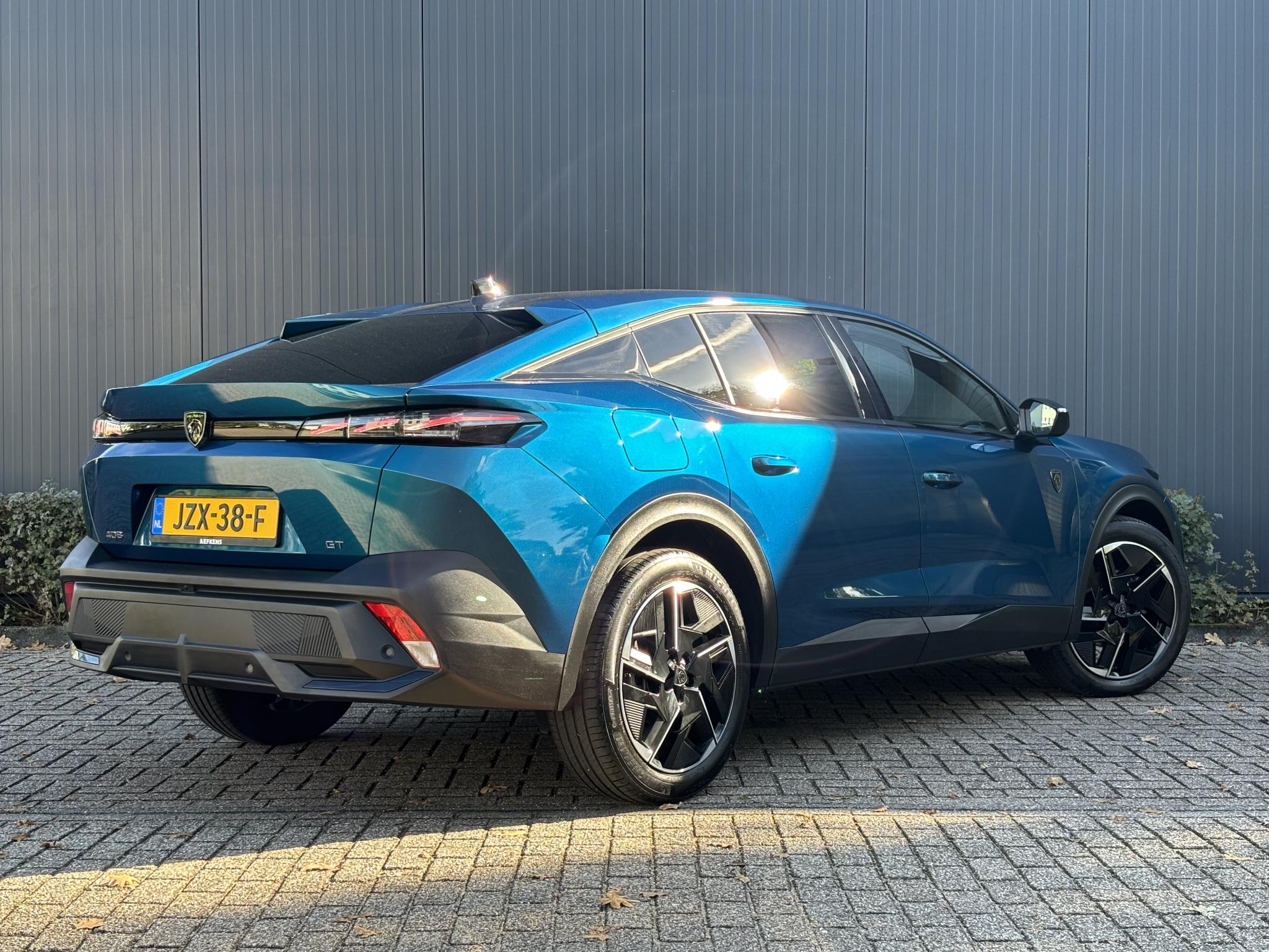 Peugeot 408 145pk Hybrid GT Automaat - Afbeelding 3