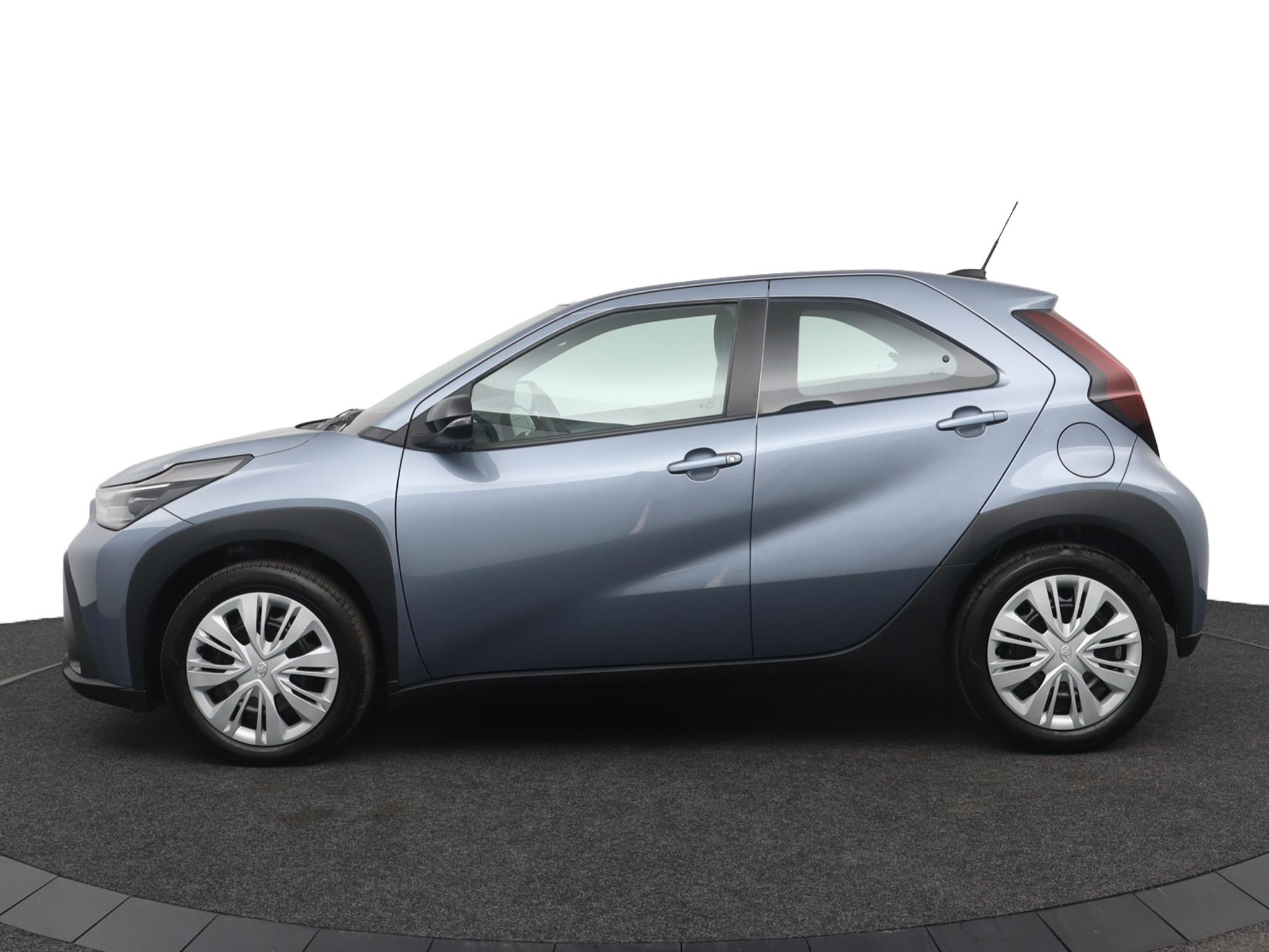 Toyota Aygo X Hybrid 115 play - Afbeelding 3