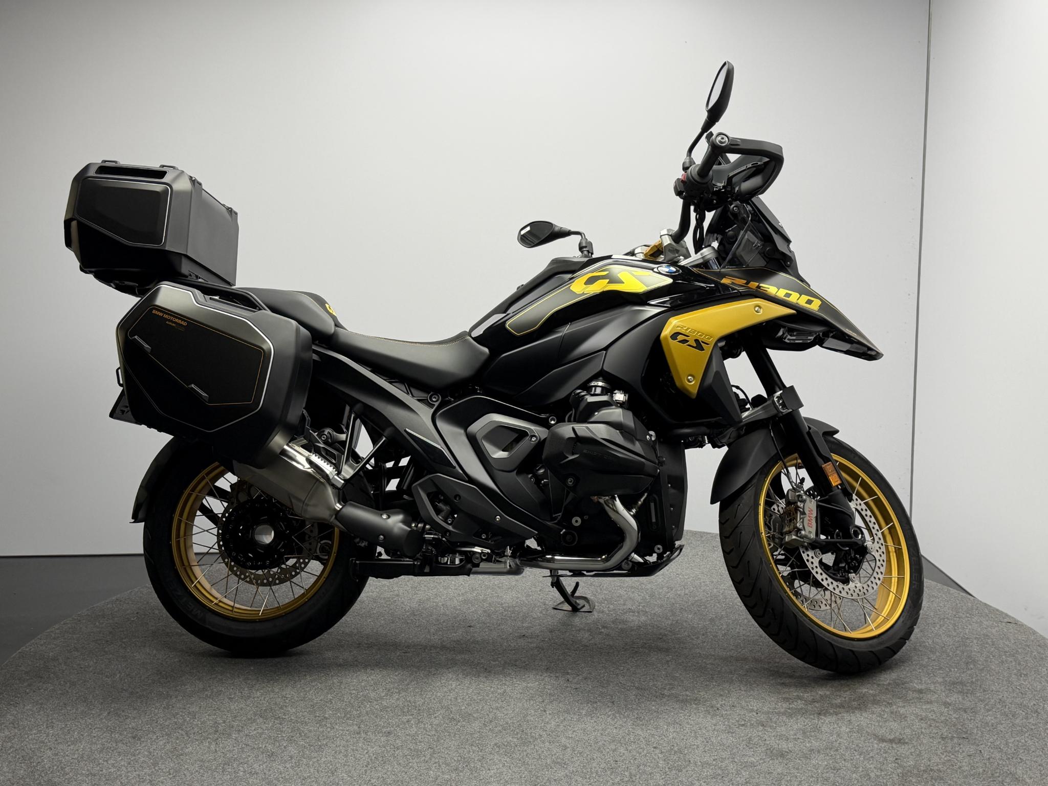 BMW R 1300 GS AURUM EDITION MET 3-DELIGE KOFFERSET - Afbeelding 2