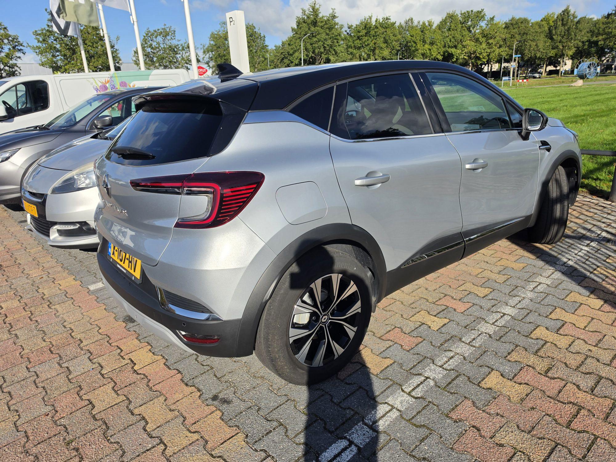 Renault Captur techno TCe 140 EDC