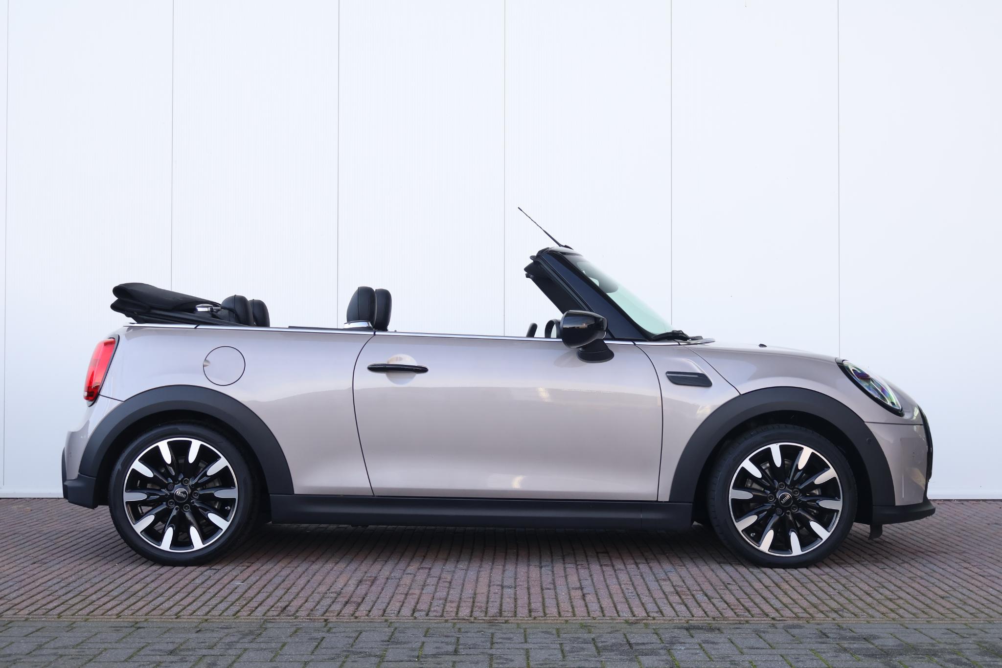MINI Cabrio