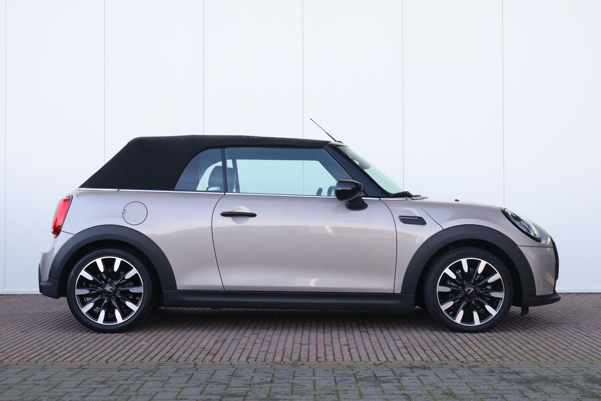 MINI Cabrio
