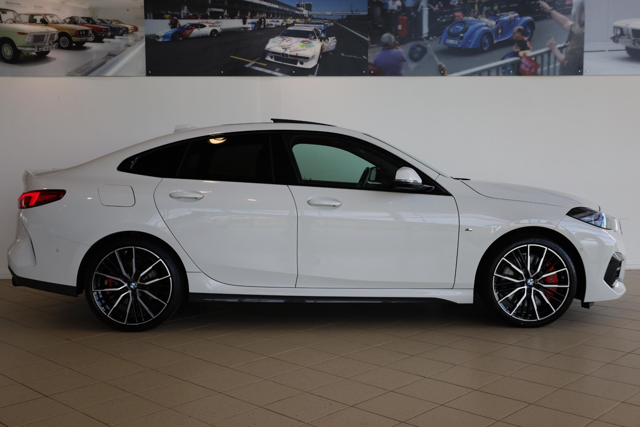 BMW 2 Serie Gran Coupé 220i - Afbeelding 3