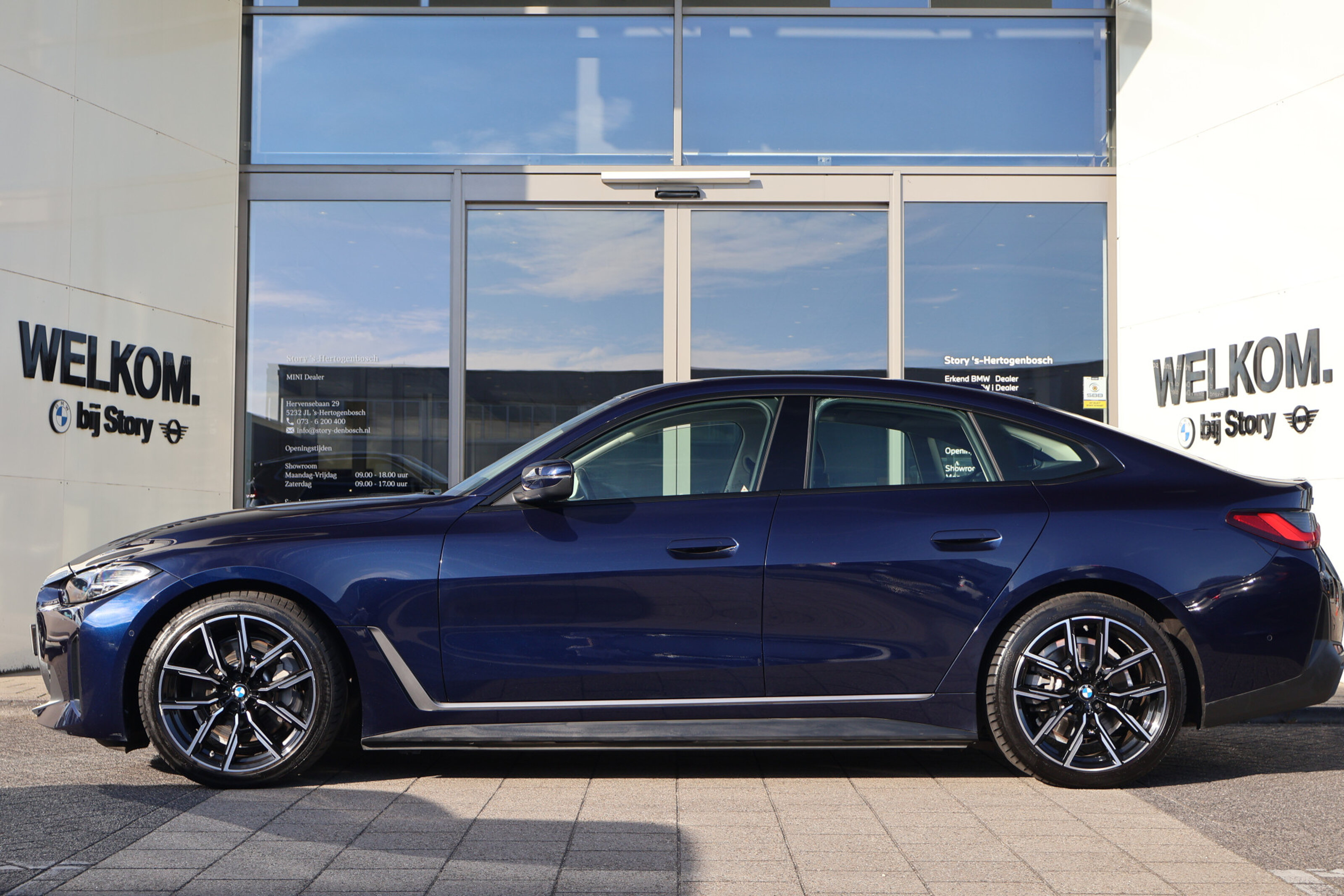 BMW i4 7