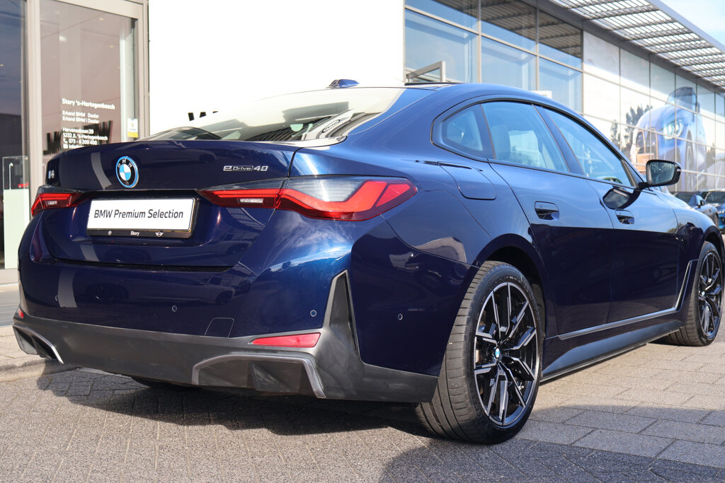 BMW i4 9