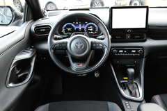Toyota Yaris 1.5 Hybrid 130 GR SPORT Automaat 130pk - Afbeelding 2