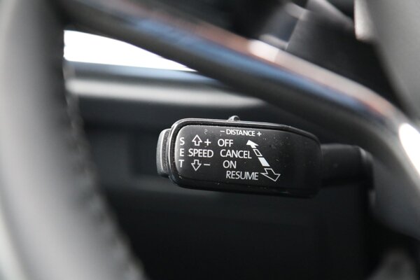 cruise control adaptief met Stop&Go cruise control adaptief met Stop&Go