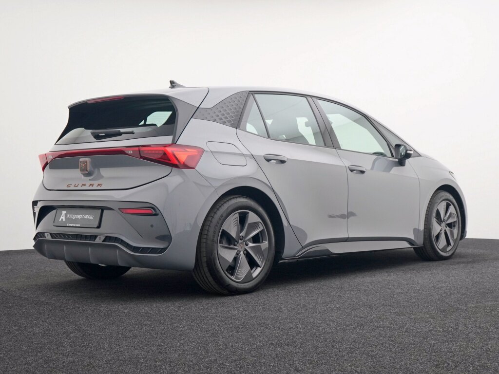 CUPRA Born Essential 62 kWh