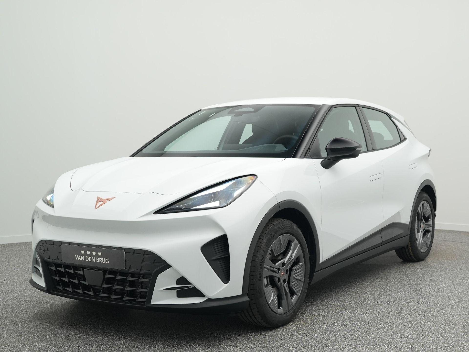 CUPRA Raval Essential 39 kWh 135 PK