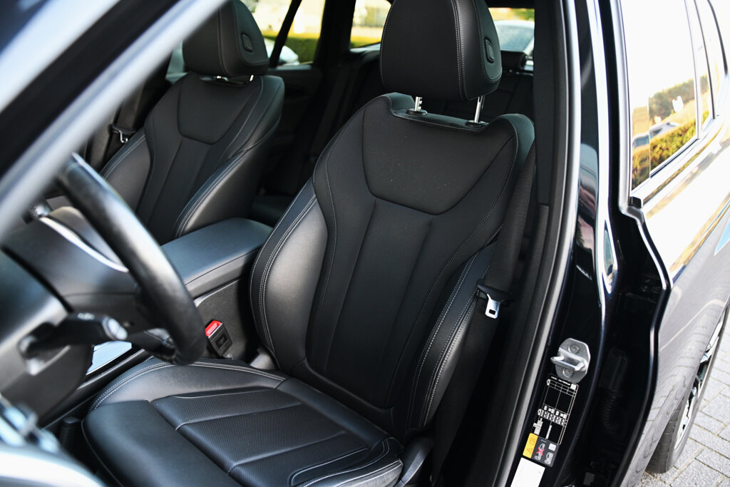BMW iX3 3