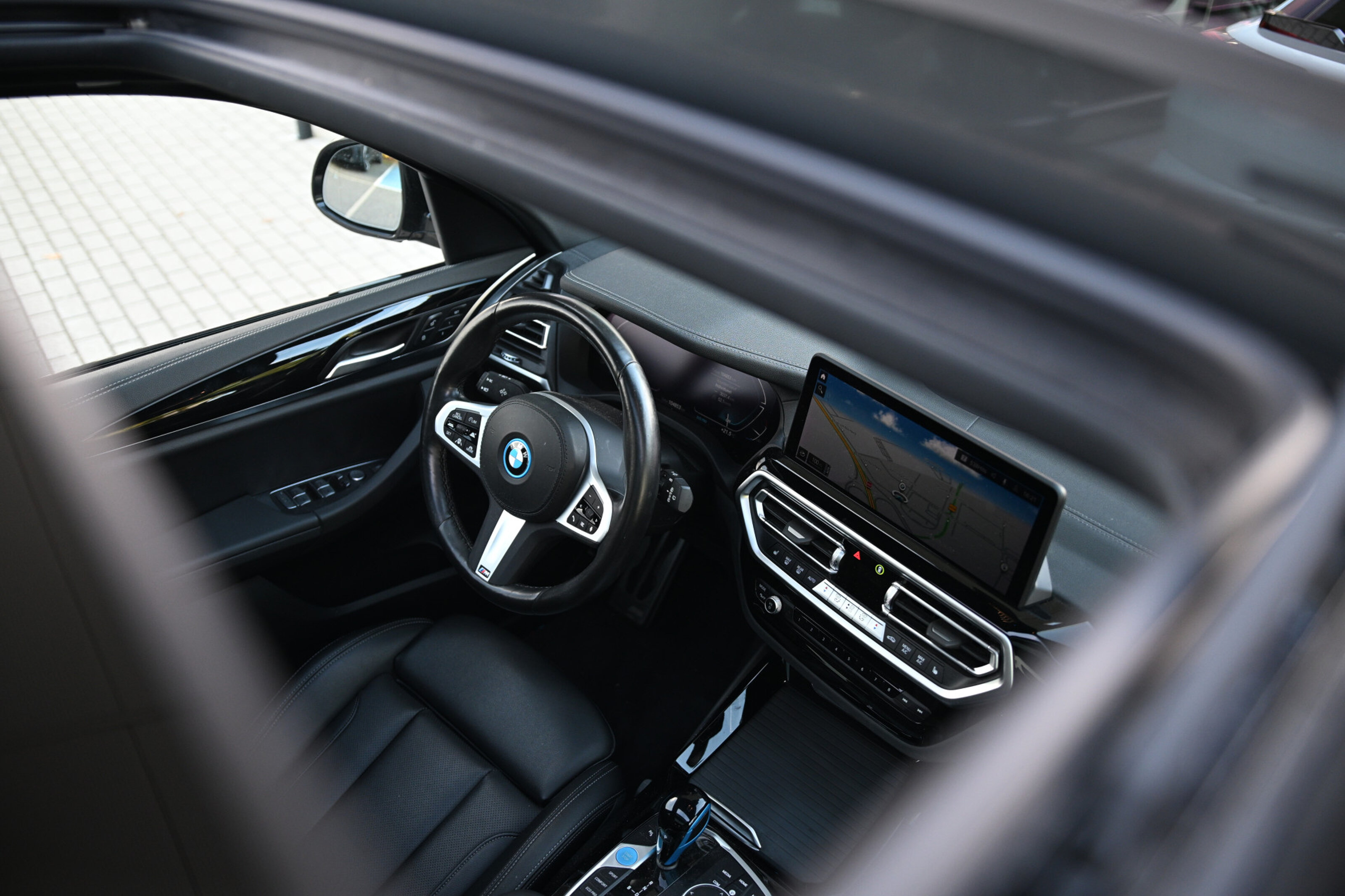 BMW iX3 6