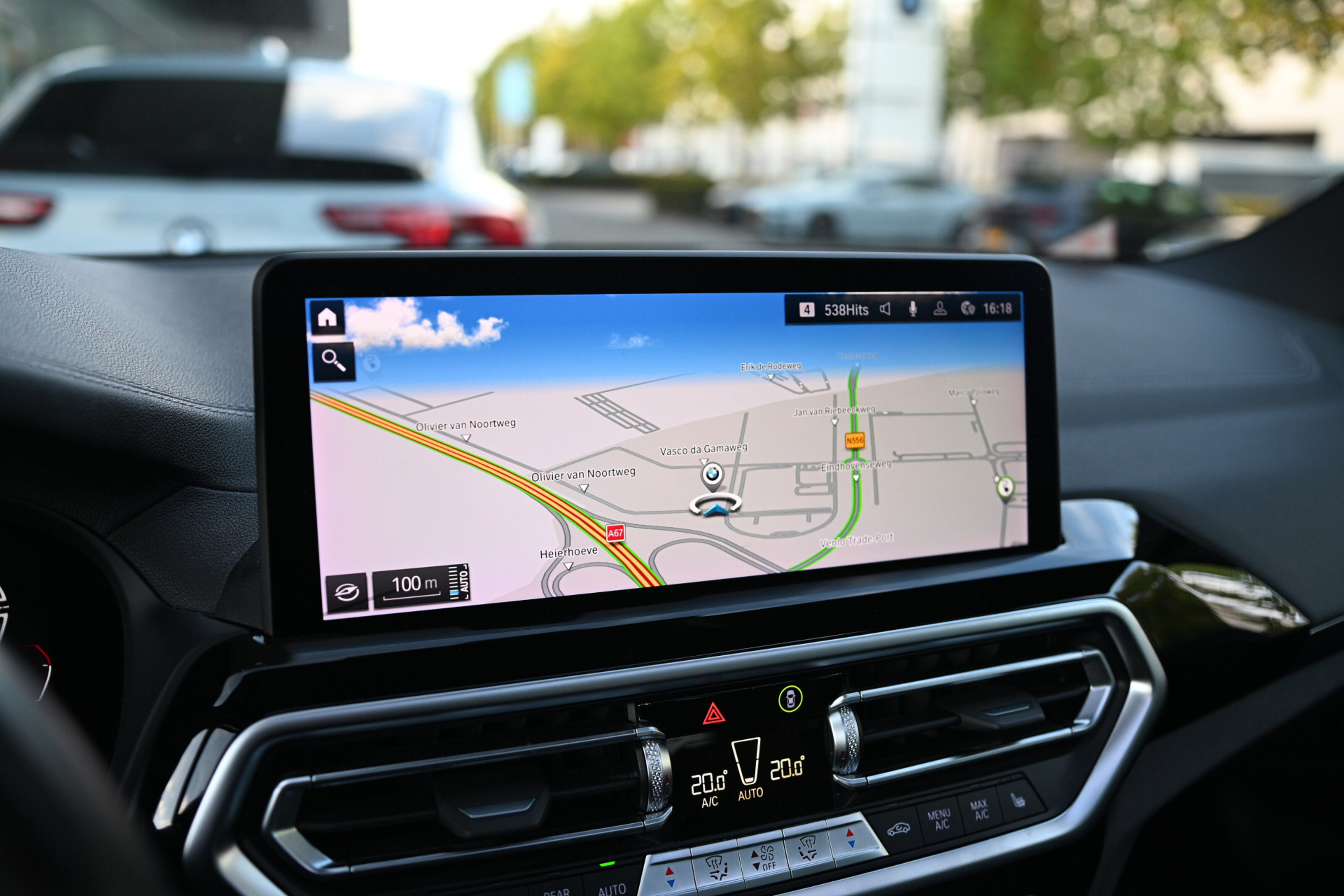 BMW iX3 9