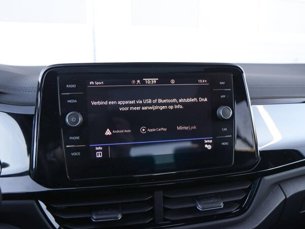 Apple Carplay/Android Auto