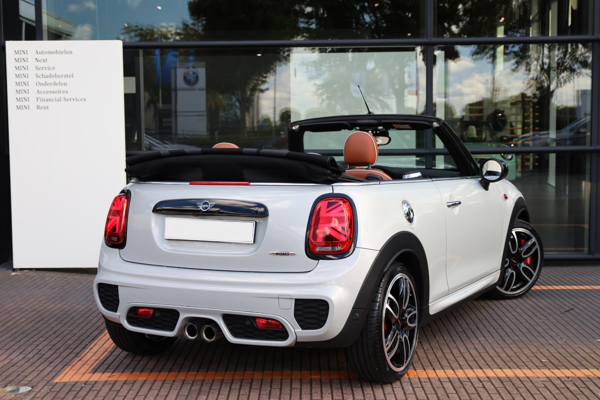 MINI Cooper Cabrio John Works - Afbeelding 2
