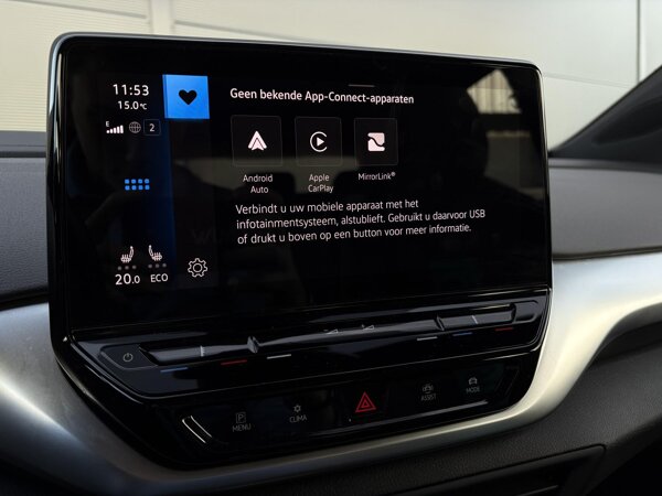Apple Carplay/Android Auto Apple Carplay/Android Auto