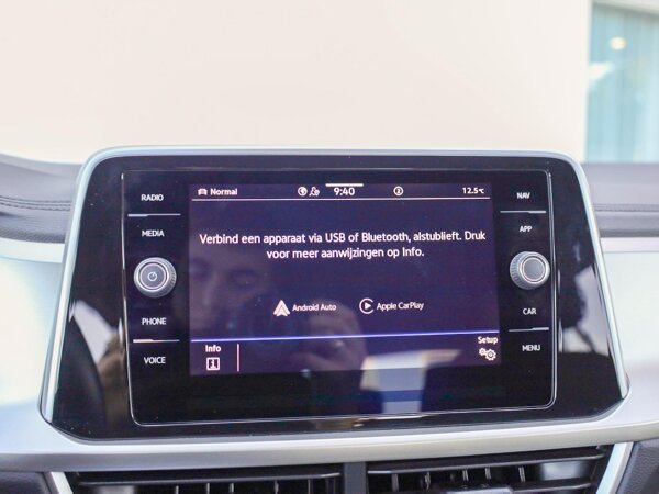 Apple Carplay/Android Auto