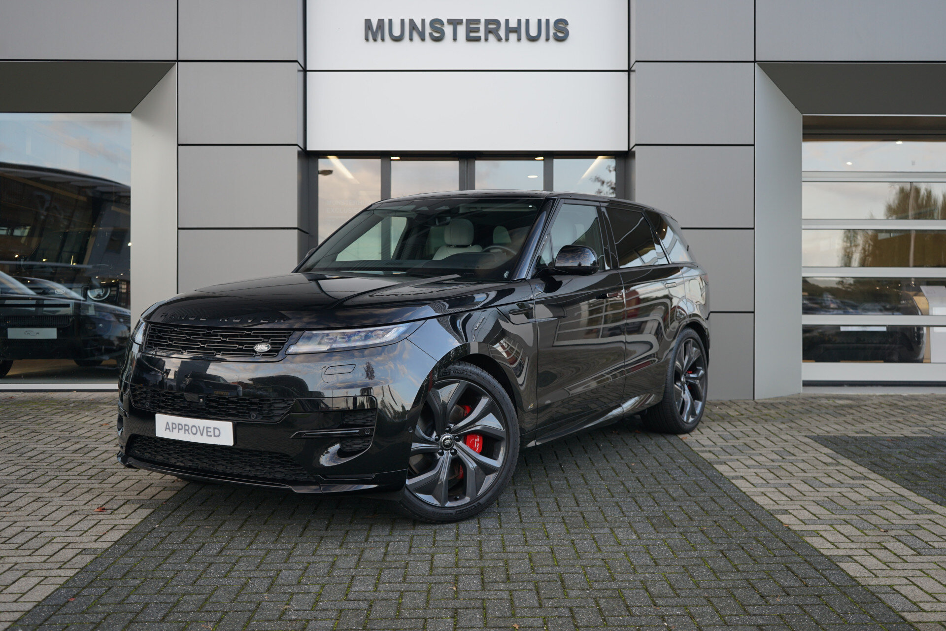 Land Rover Range Rover Sport 3.0 P440e Dynamic SE - Afbeelding 1