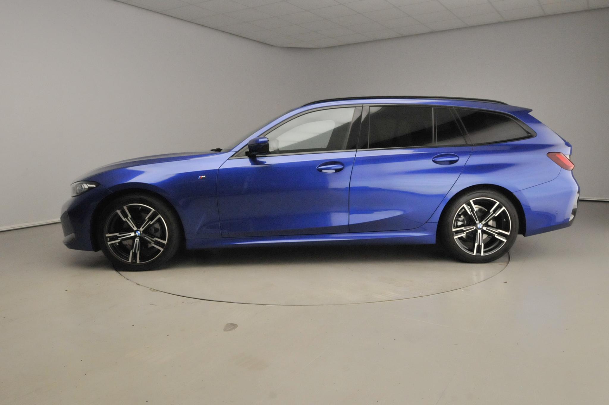 BMW 3 Serie Touring 320i - Afbeelding 2