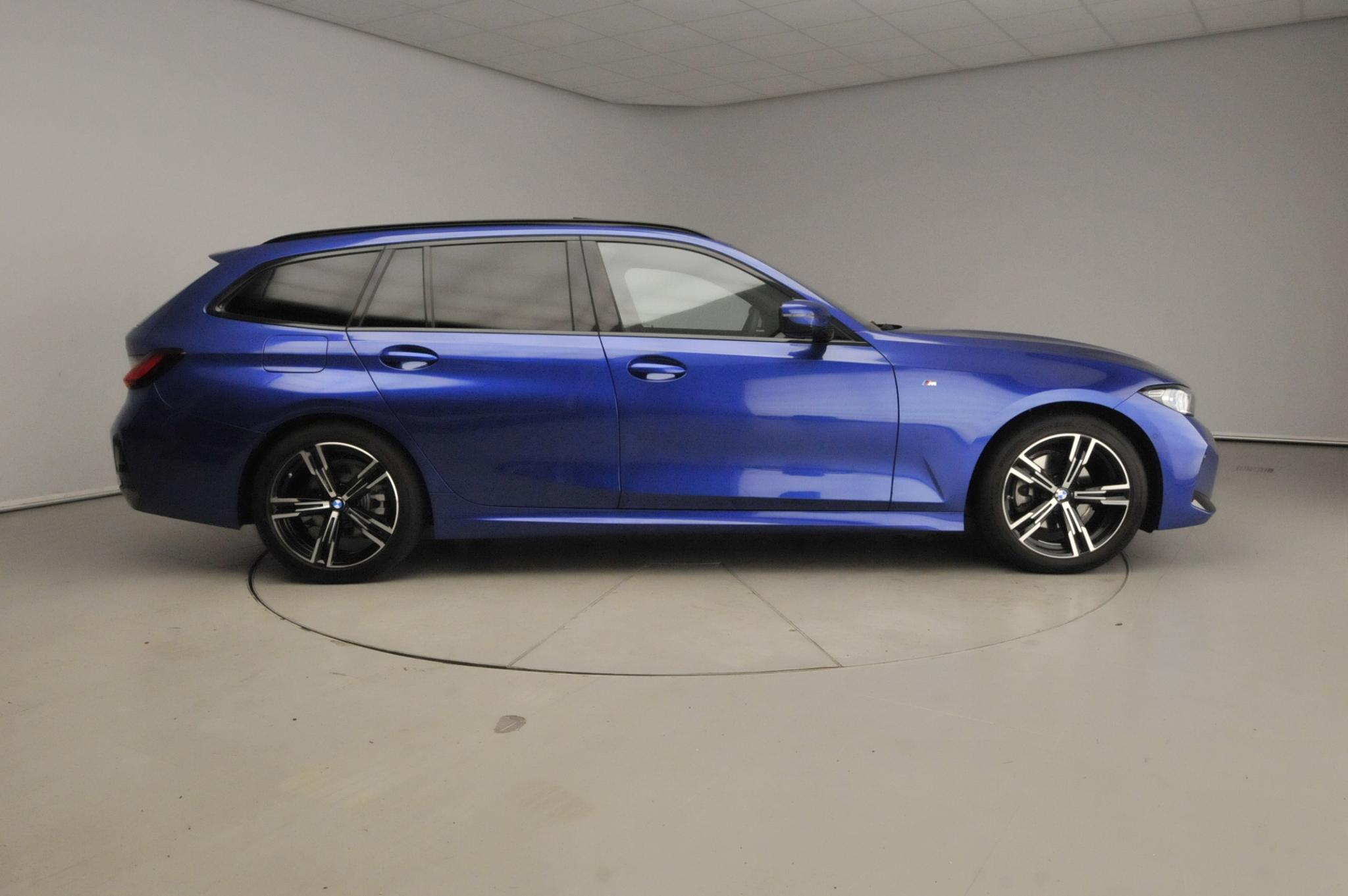 BMW 3 Serie Touring 320i - Afbeelding 4