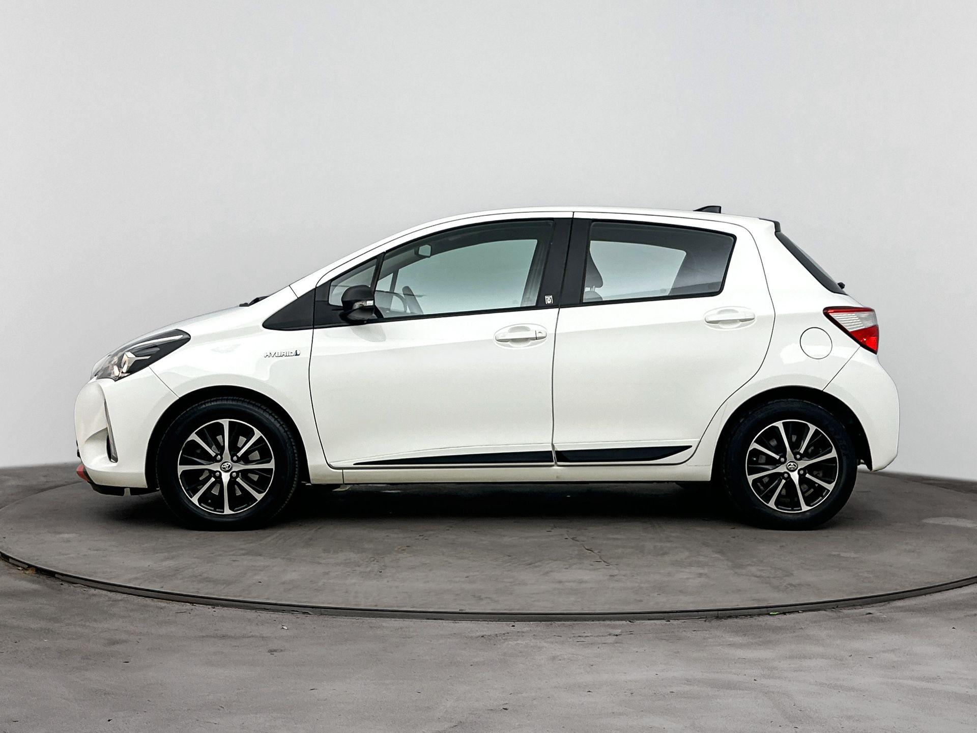 Toyota Yaris 1.5 Hybrid Design Limited - Afbeelding 4