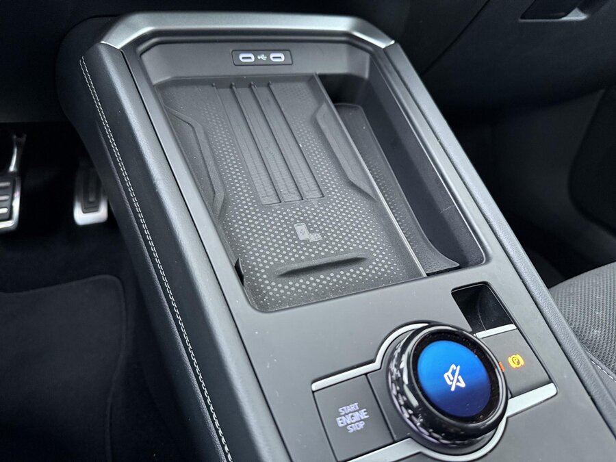 Volkswagen T-Roc 1.5 eTSI R-Line