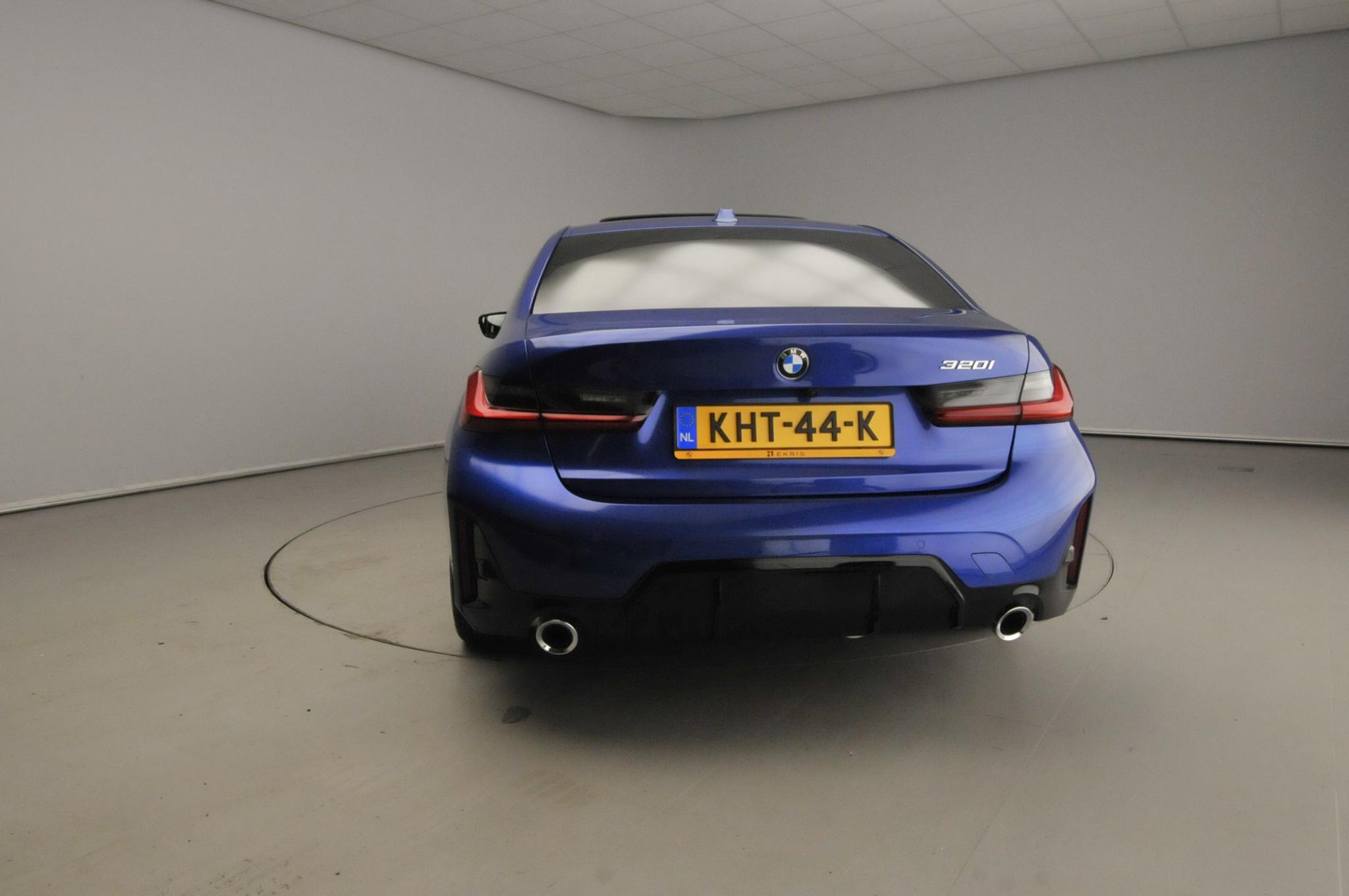 BMW 3 Serie Sedan 320i - Afbeelding 3