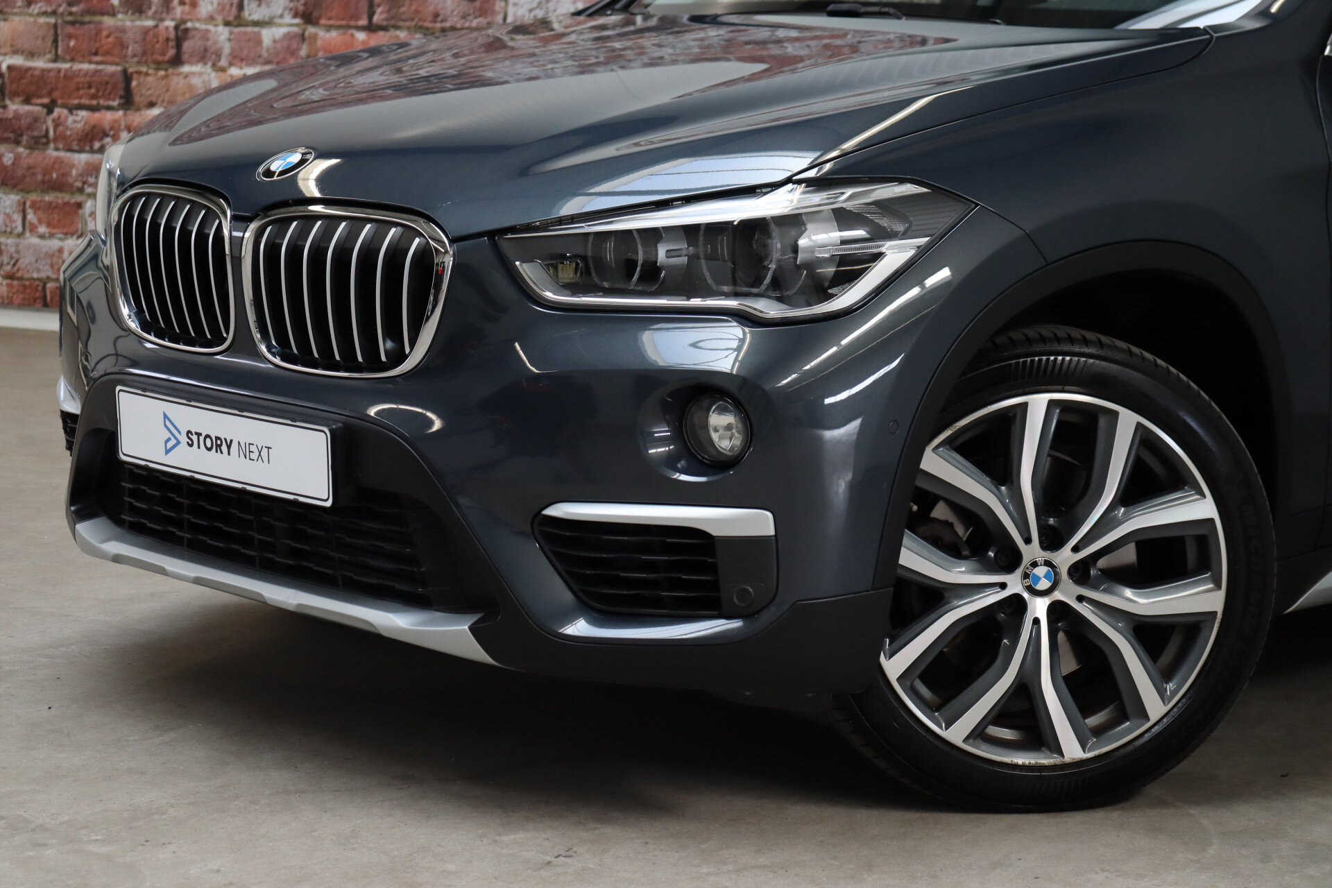 BMW X1 sDrive20i High Executive xLine Automaat - Afbeelding 2