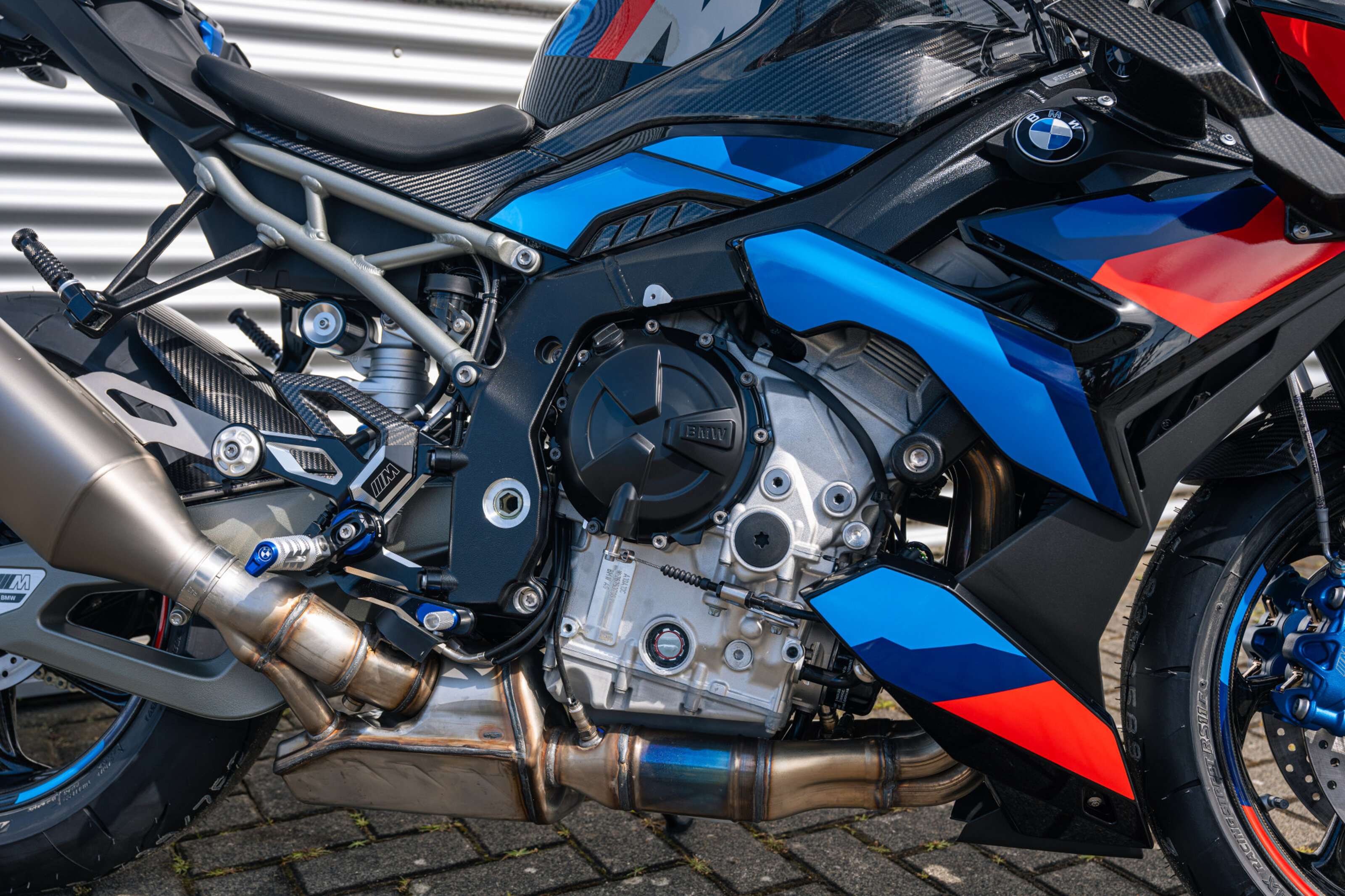 BMW M 1000 R 8