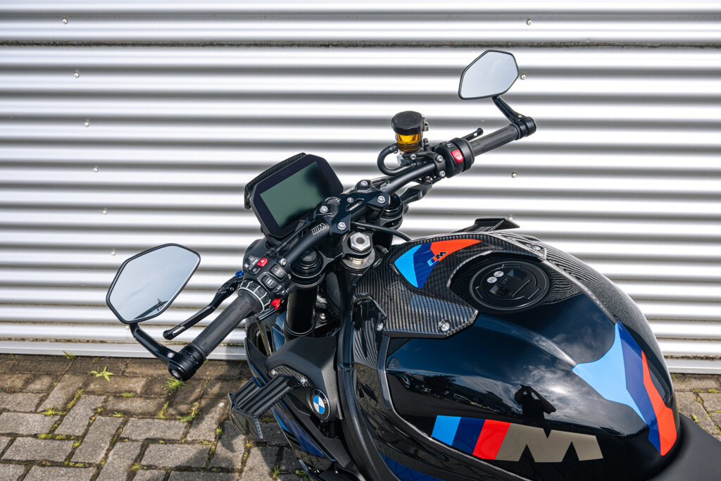 BMW M 1000 R 24