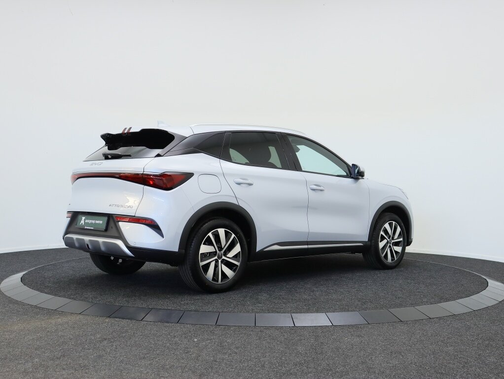BYD ATTO 3 EVO Excellence 74.8 kWh | 360 camera | Leder | Navigatie | Sfeerverlichting - Afbeelding 2