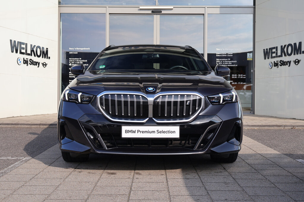 BMW i5 3