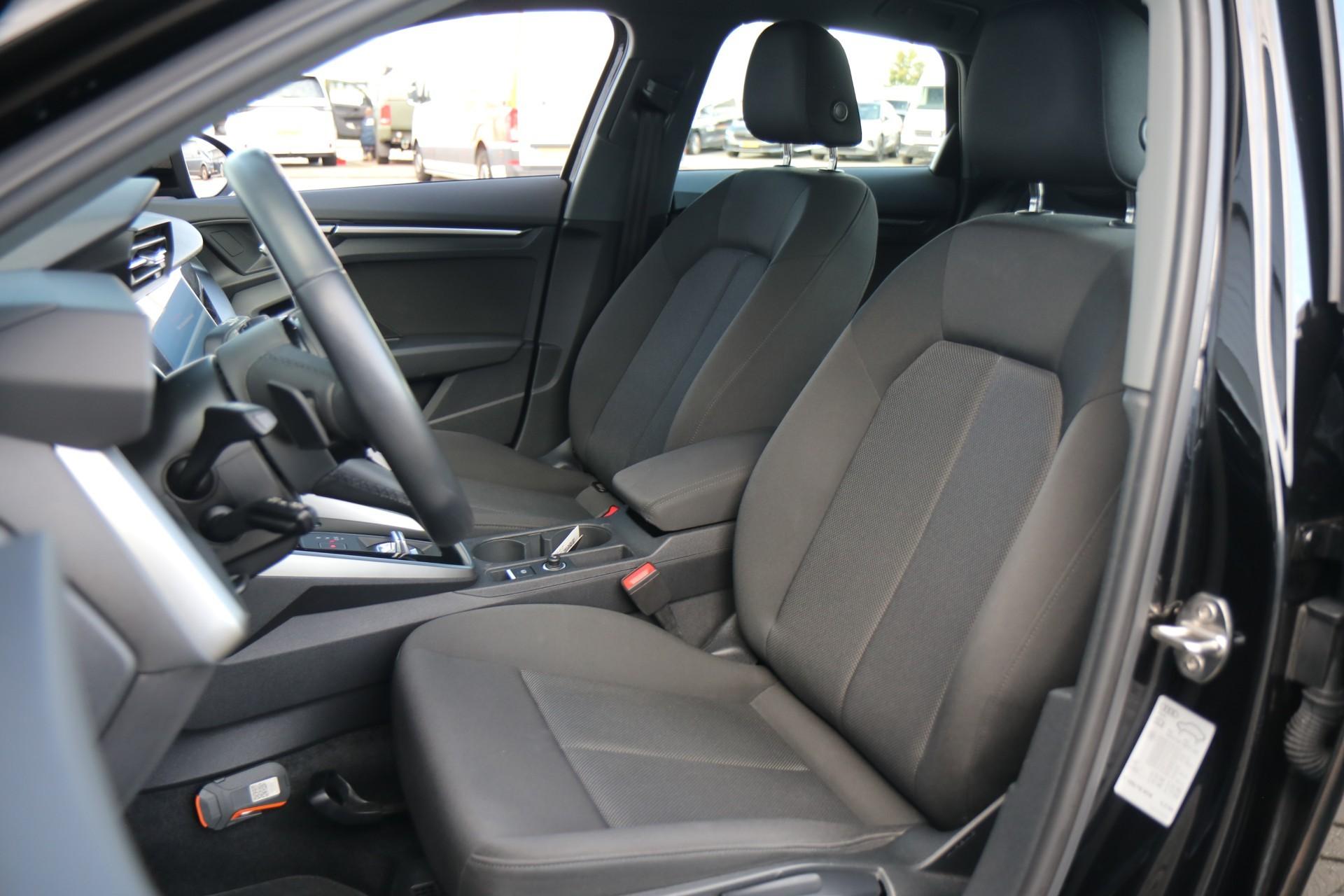 Audi A3 Sportback 30 TFSI 110pk S-tronic Pro Line - Afbeelding 4