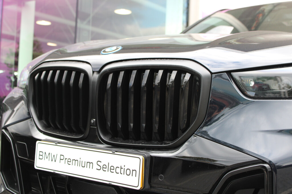 BMW X5 8