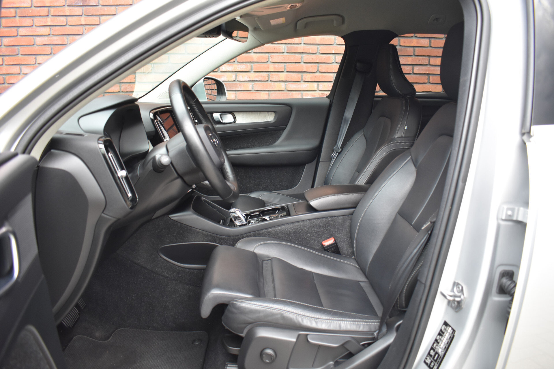Volvo XC40 T4 190PK Automaat Inscription - Afbeelding 4