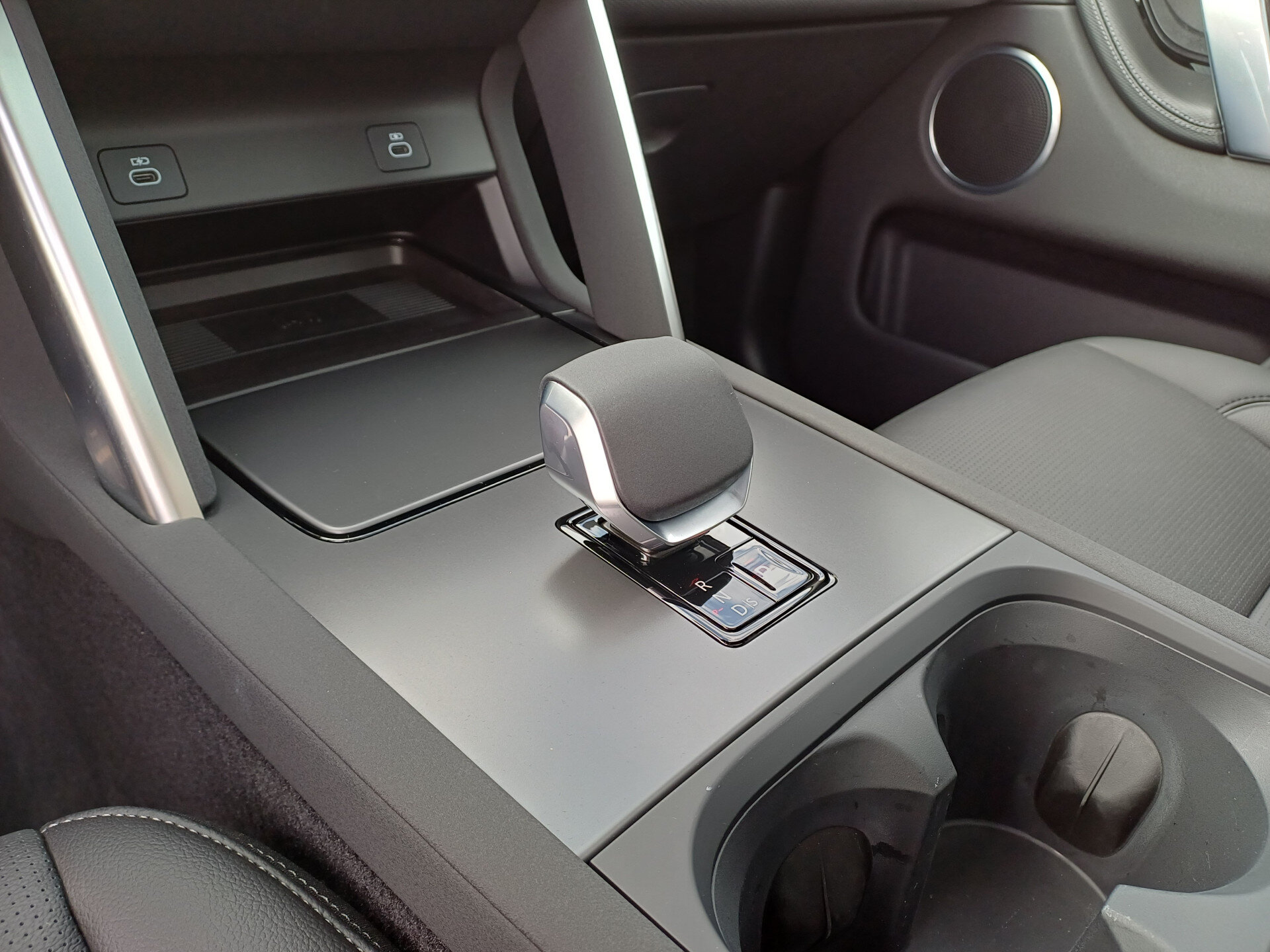 Land Rover Discovery Sport 1.5 P270e PHEV S Edition - Afbeelding 4
