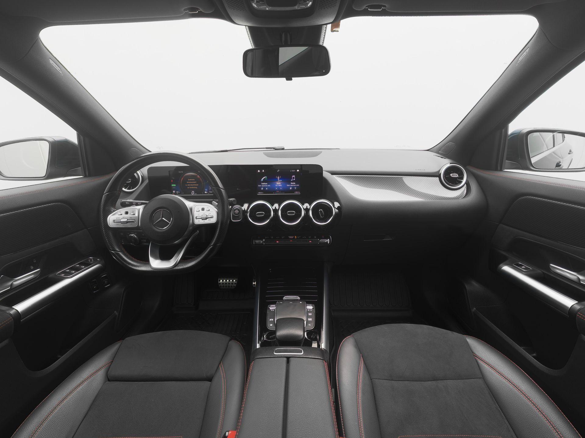 Mercedes-Benz GLA 250 e 218 PK AMG Line - Afbeelding 4