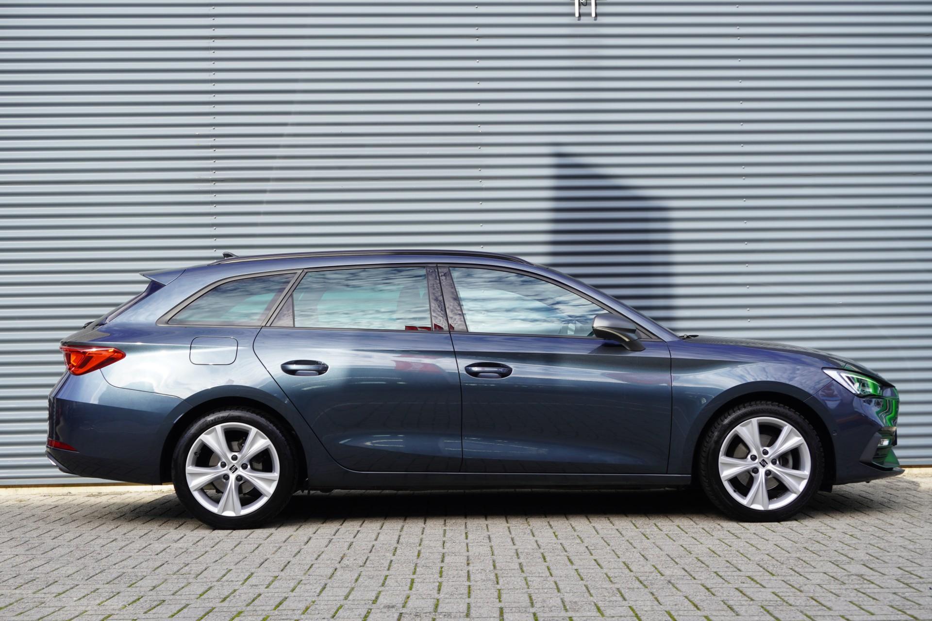 SEAT Leon Sportstourer 1.0 eTSI 110pk DSG FR Business Intense - Afbeelding 3