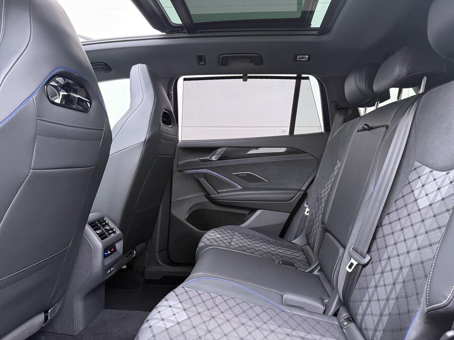 Volkswagen Tayron 1.5 eHybrid R-Line 272PK
