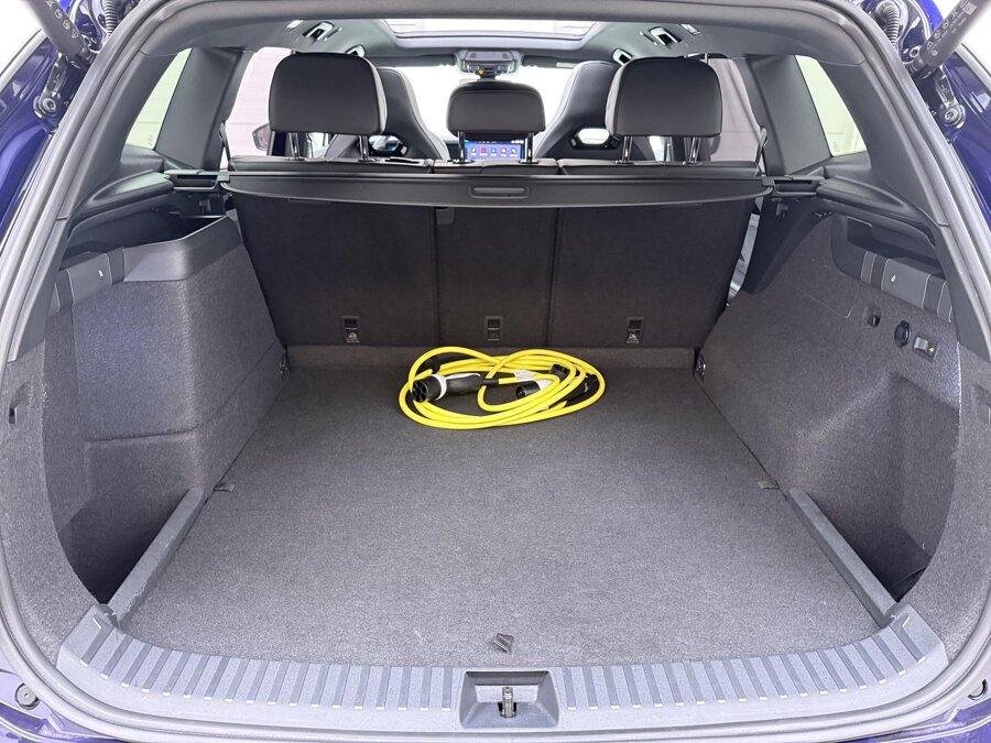Volkswagen Tayron 1.5 eHybrid R-Line 272PK