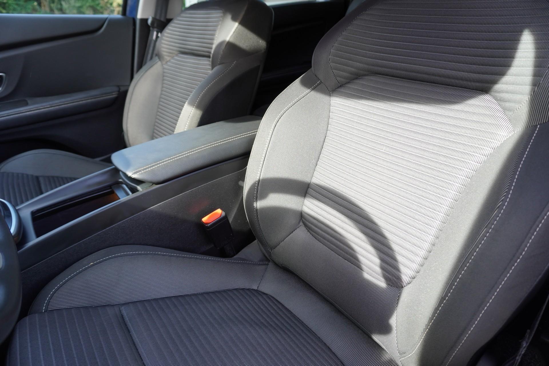 Renault Grand Scénic 1.3 TCe 140pk Limited 7p. - Afbeelding 4