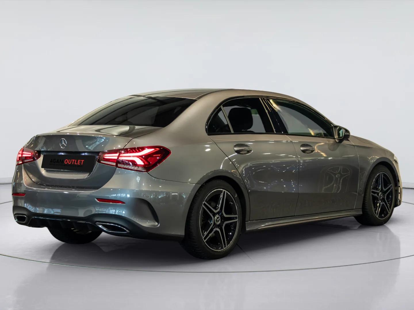 Mercedes-Benz A-Klasse Limousine 200 AMG Line - Afbeelding 2