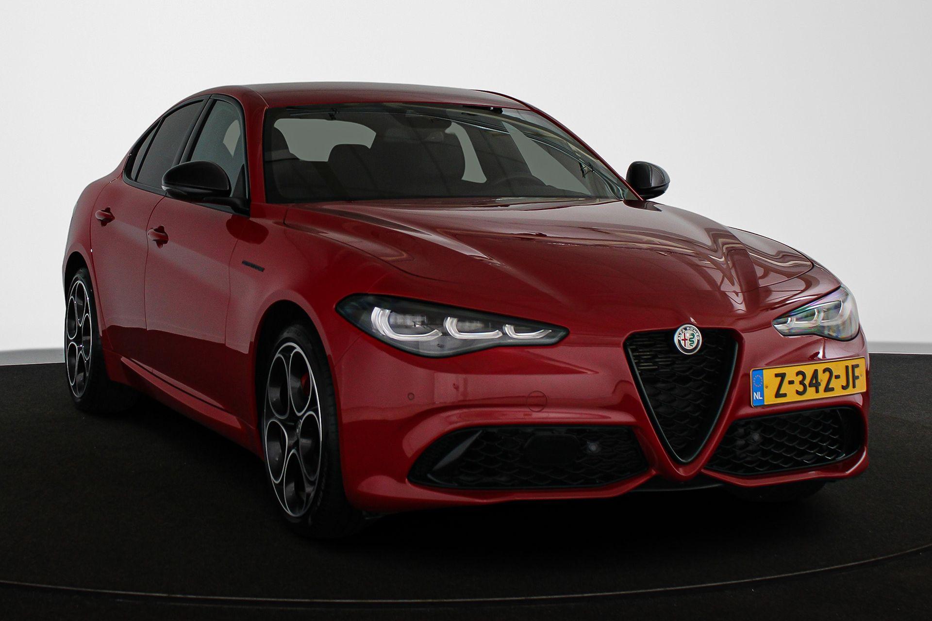 Alfa Romeo Giulia 2.0 T GME AWD Competizione - Afbeelding 2