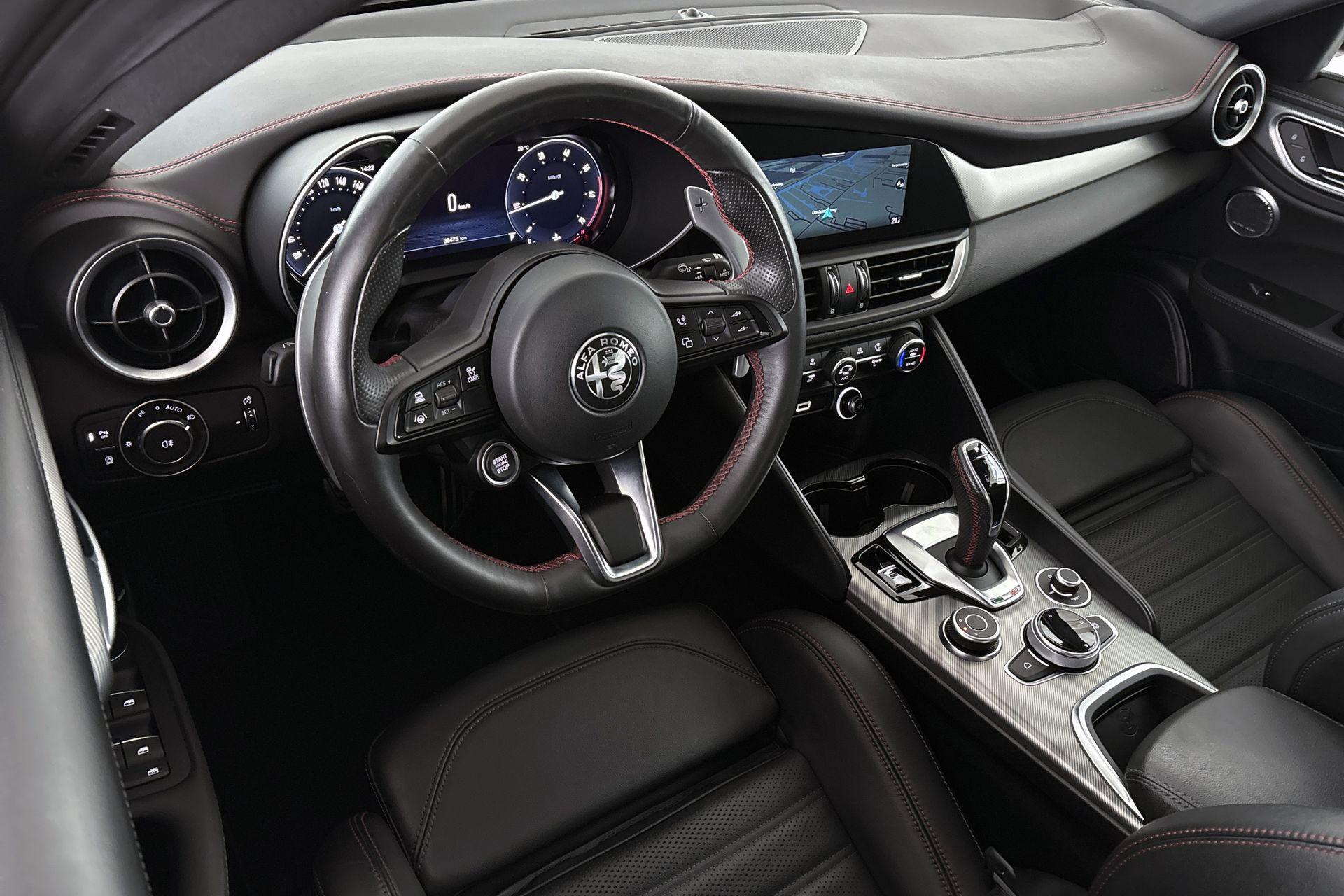 Alfa Romeo Giulia 2.0 T GME AWD Competizione - Afbeelding 5