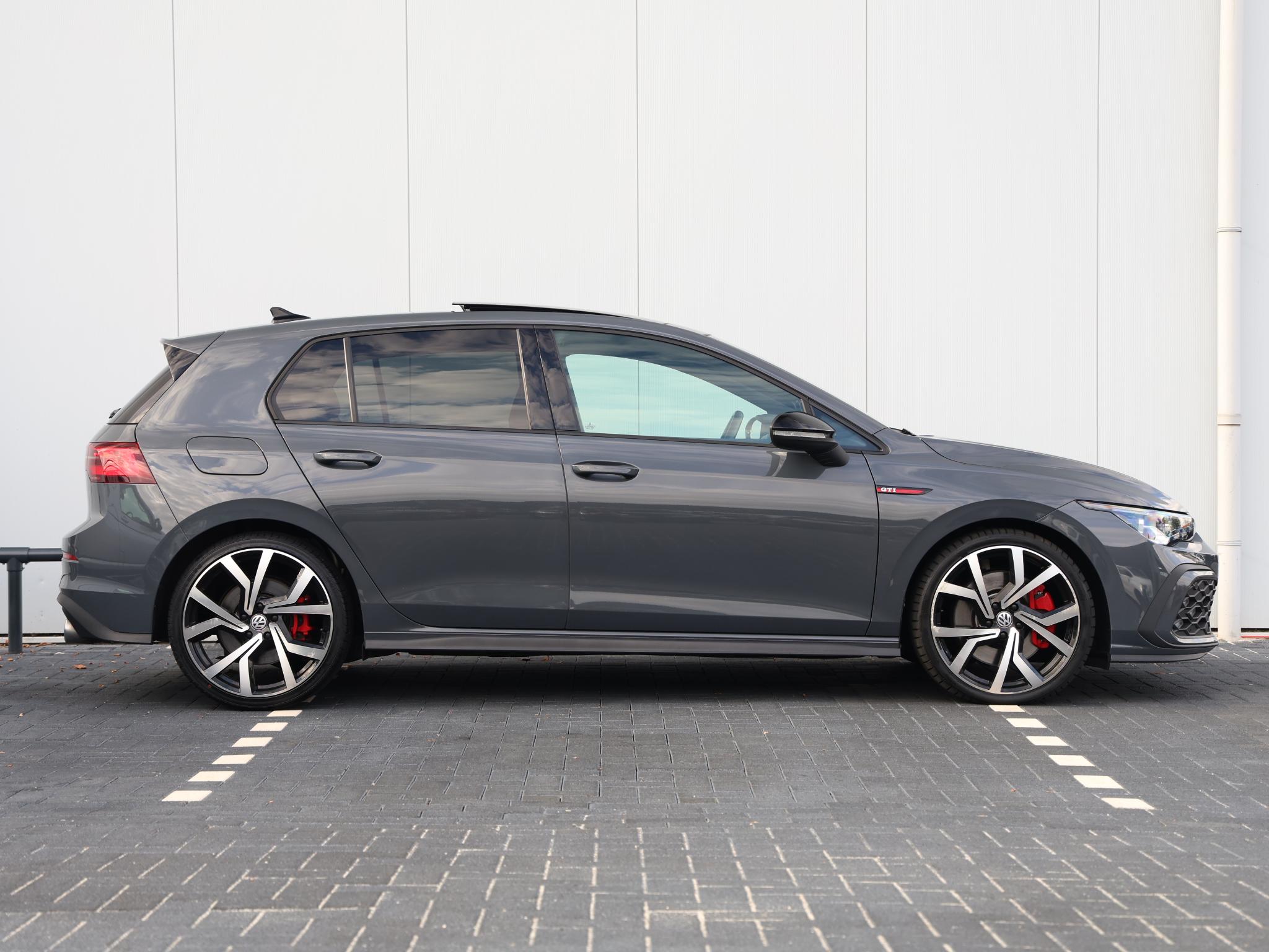 Volkswagen Golf 2.0 TSI GTI