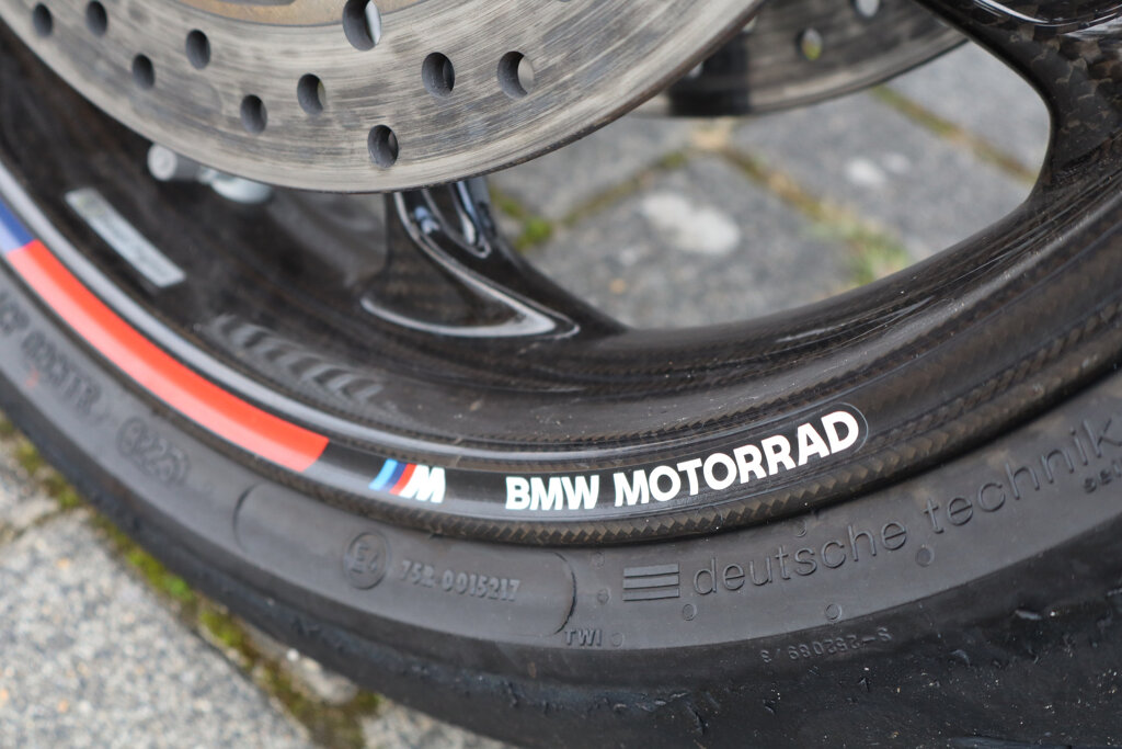 BMW M 1000 XR 6