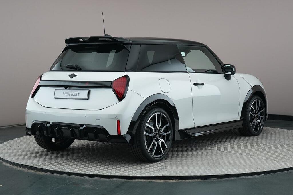 MINI 3-Deurs 2